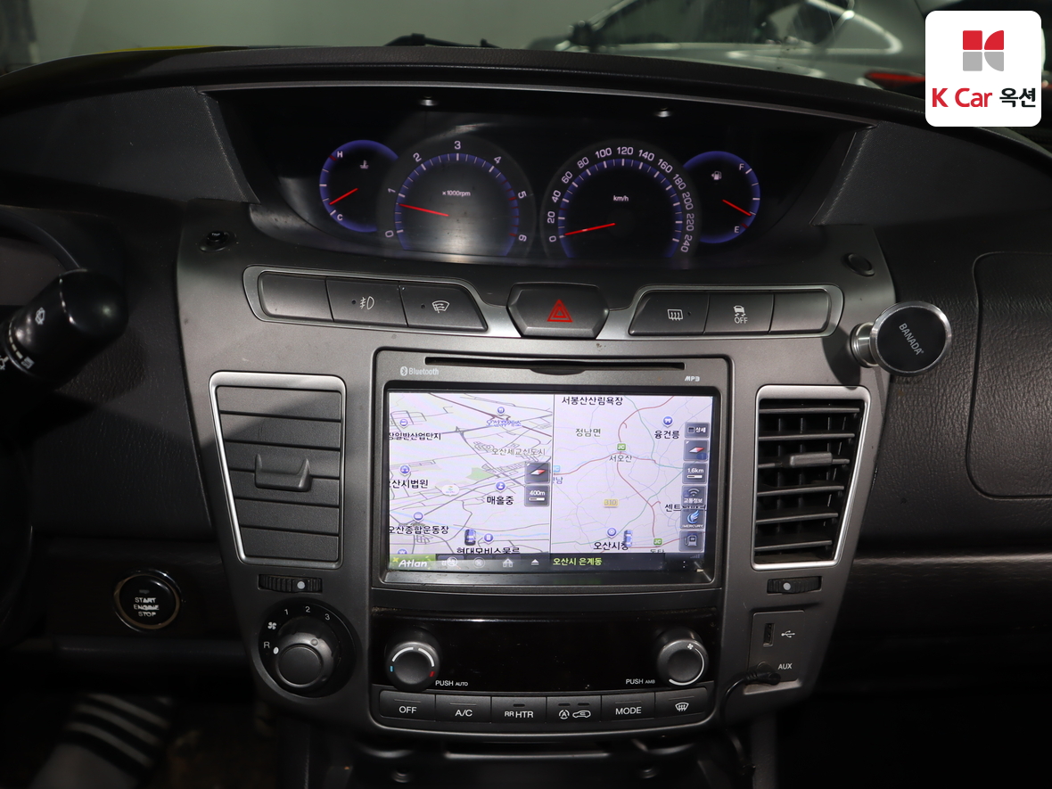 سانج يونج كوراندو توريزمو 2017 - صورة 6