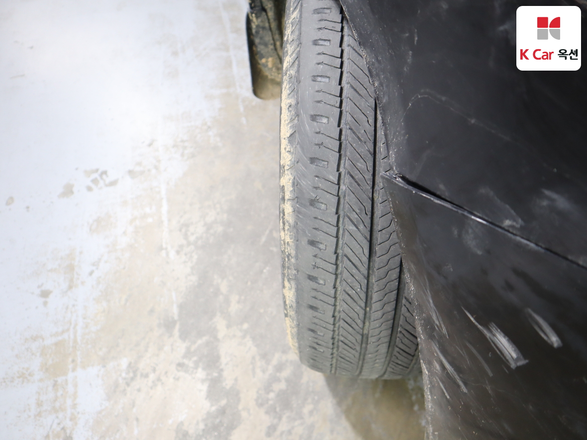 سانج يونج كوراندو توريزمو 2017 - صورة 32