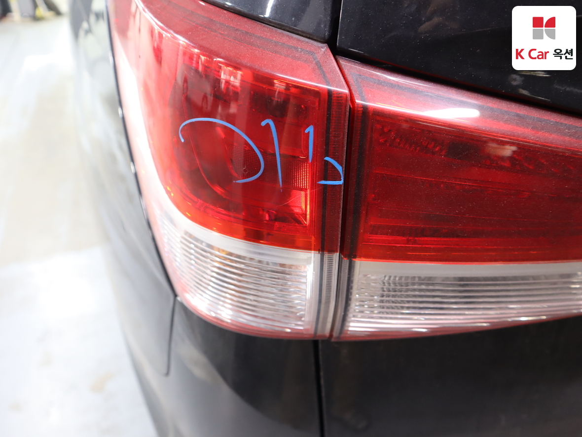 سانج يونج كوراندو توريزمو 2017 - صورة 48