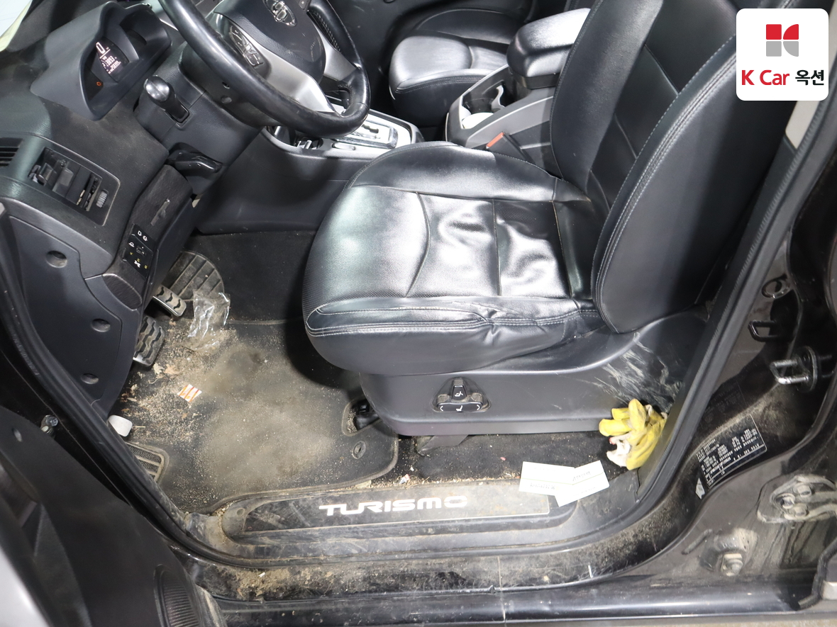 سانج يونج كوراندو توريزمو 2017 - صورة 18