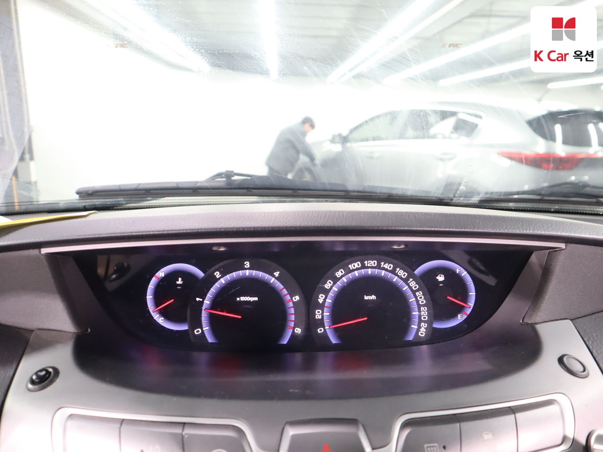 سانج يونج كوراندو توريزمو 2017 - صورة 14