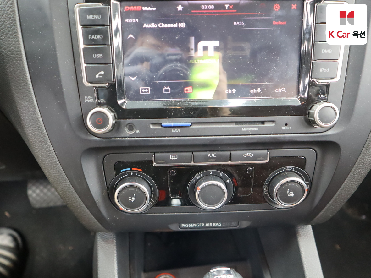 Volkswagen Jetta - 15