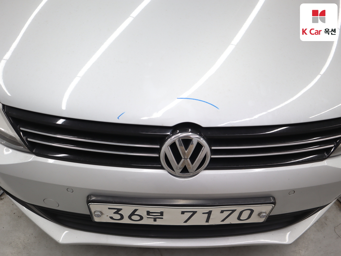 Volkswagen Jetta - 35
