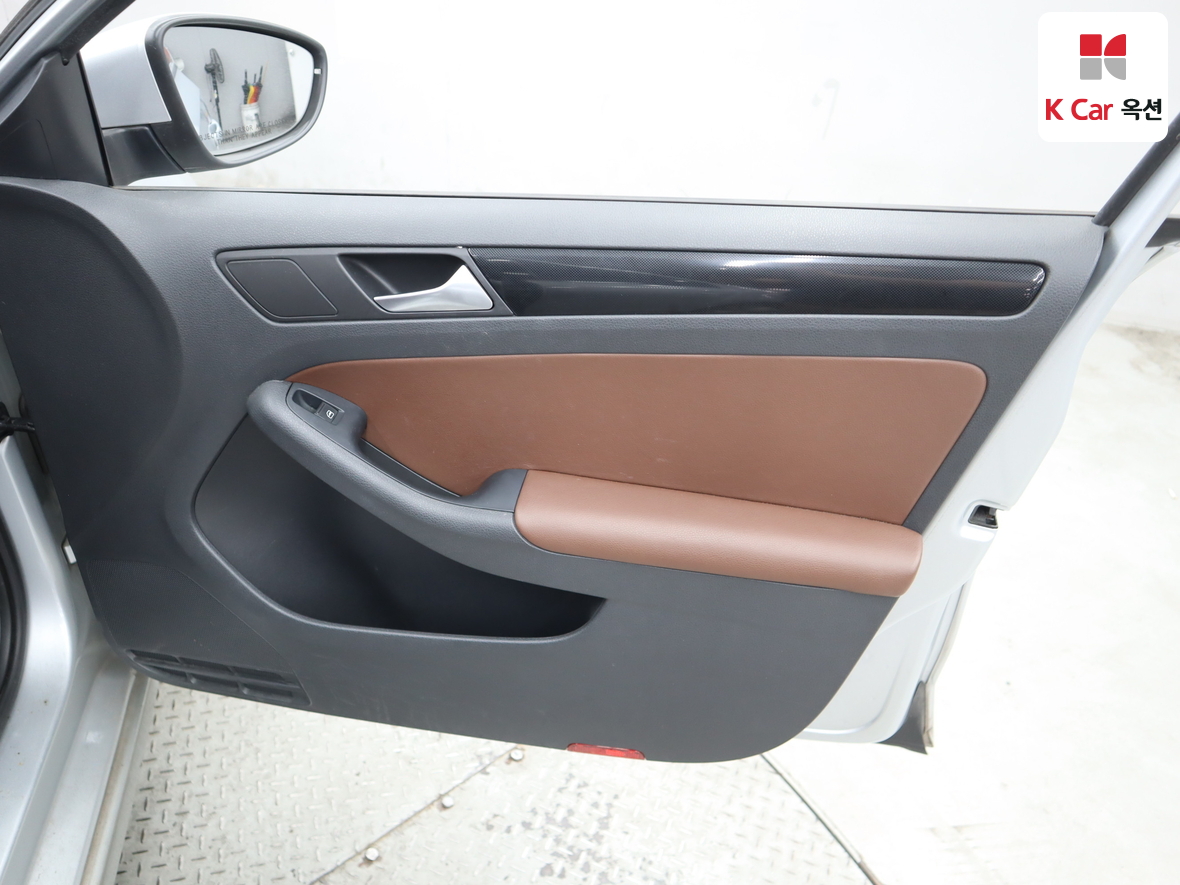 Volkswagen Jetta - 27