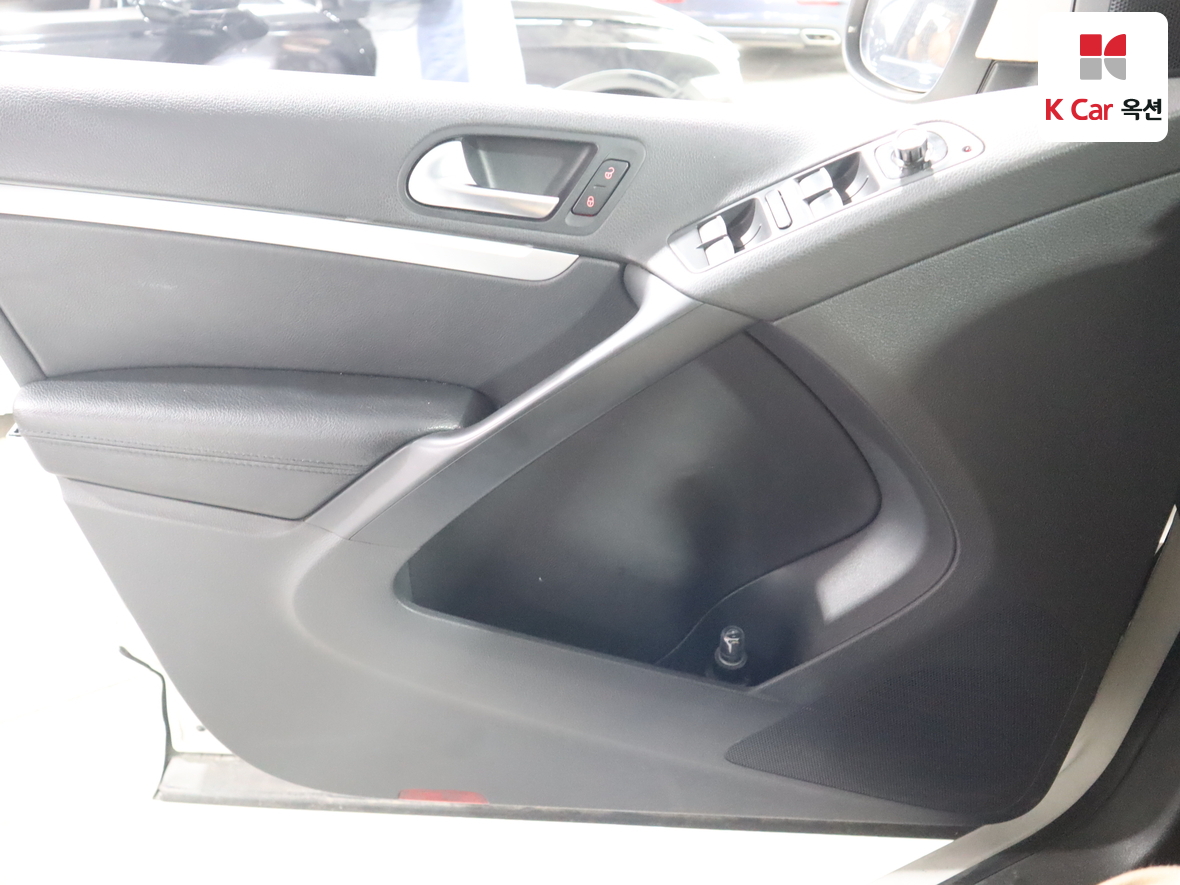 Volkswagen Tiguan - 8
