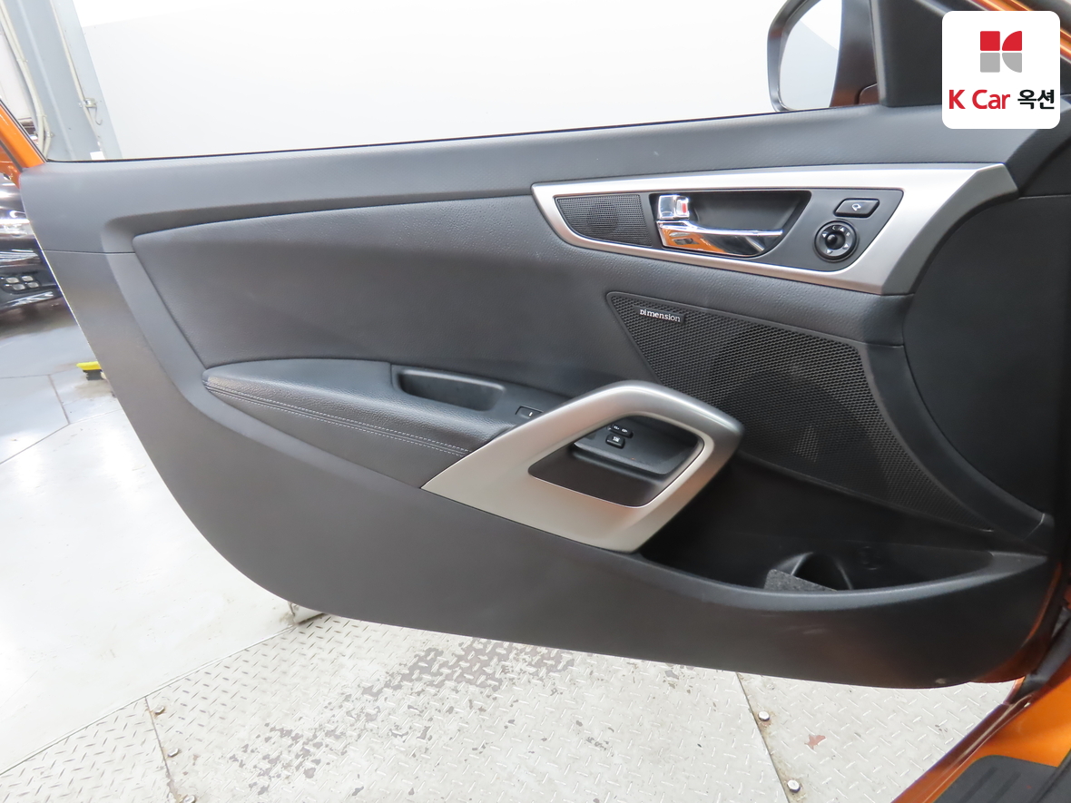 هيونداي فيلوستر 2012 - صورة 8