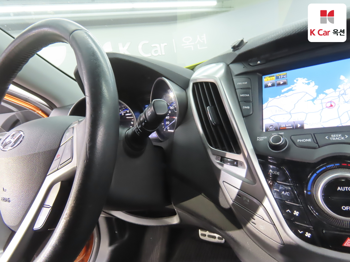 هيونداي فيلوستر 2012 - صورة 11