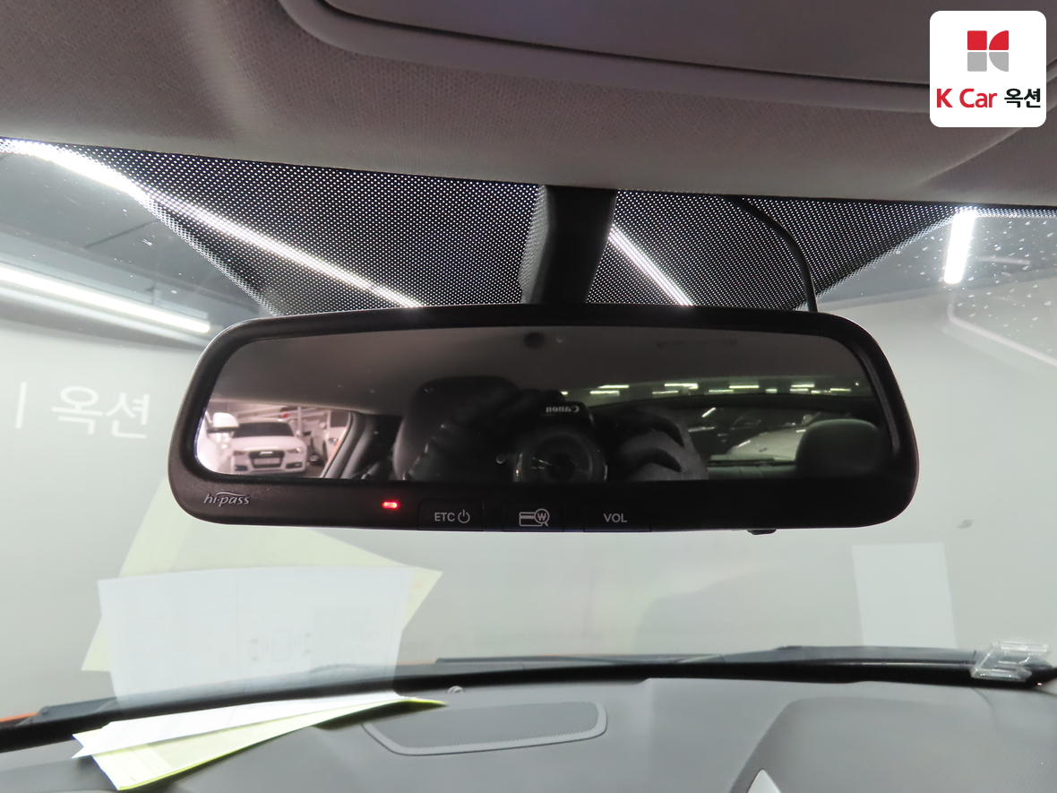 هيونداي فيلوستر 2012 - صورة 13