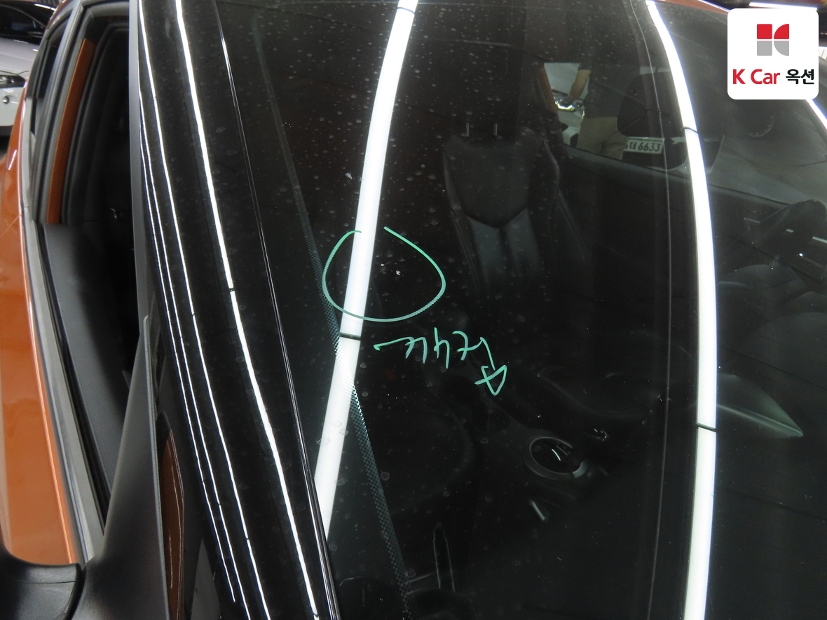 هيونداي فيلوستر 2012 - صورة 32