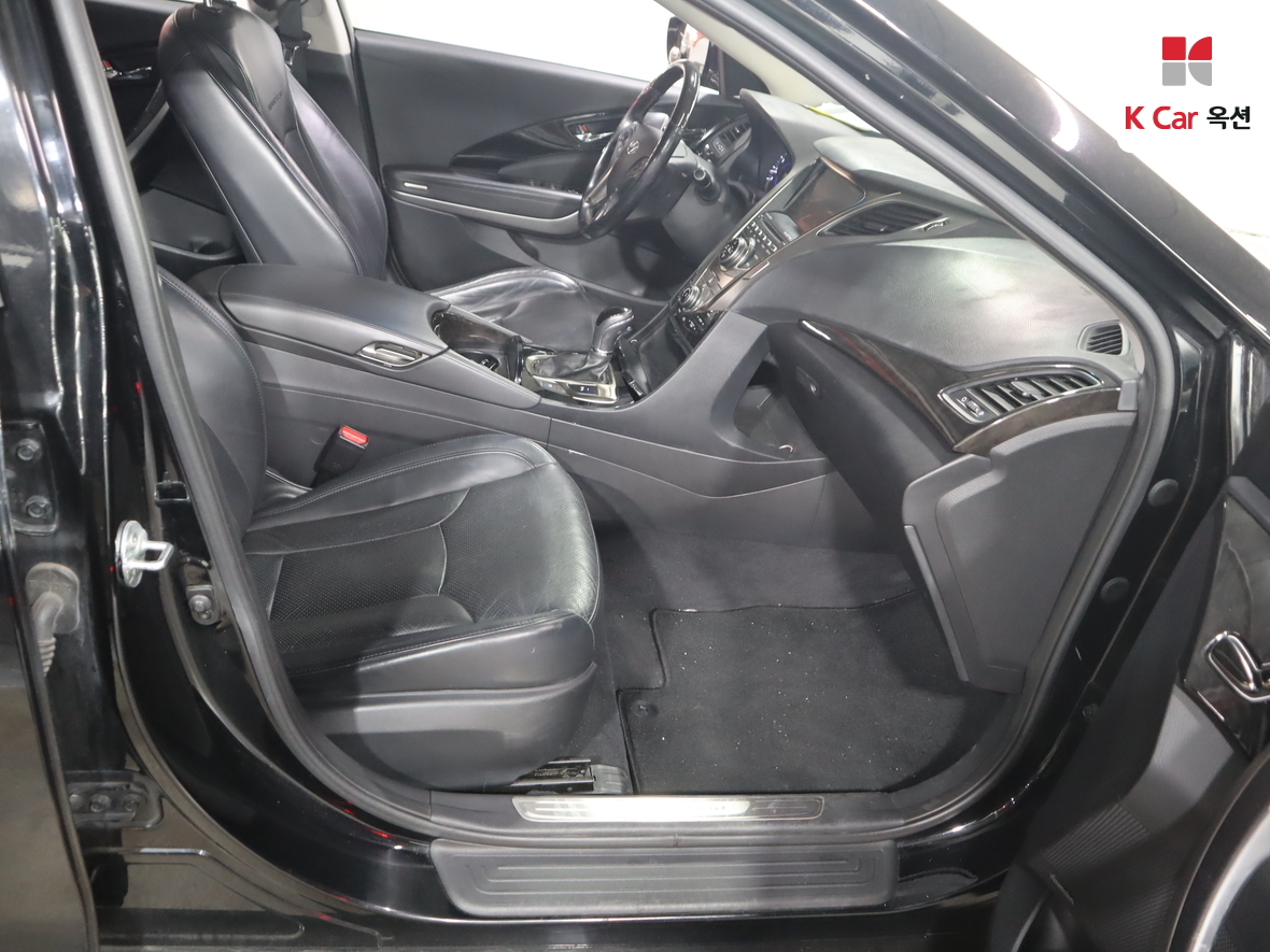 هيونداي أزيرا 2011 - صورة 31