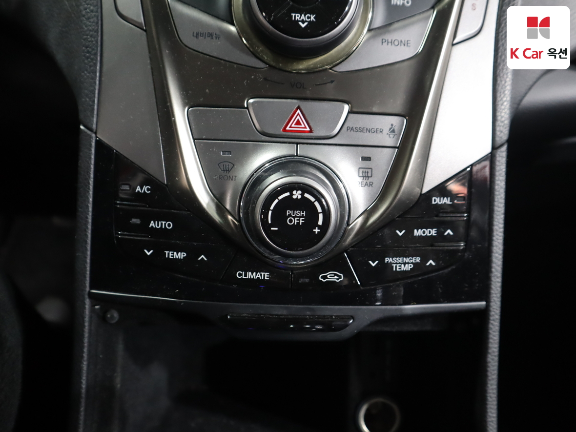 هيونداي أزيرا 2011 - صورة 16