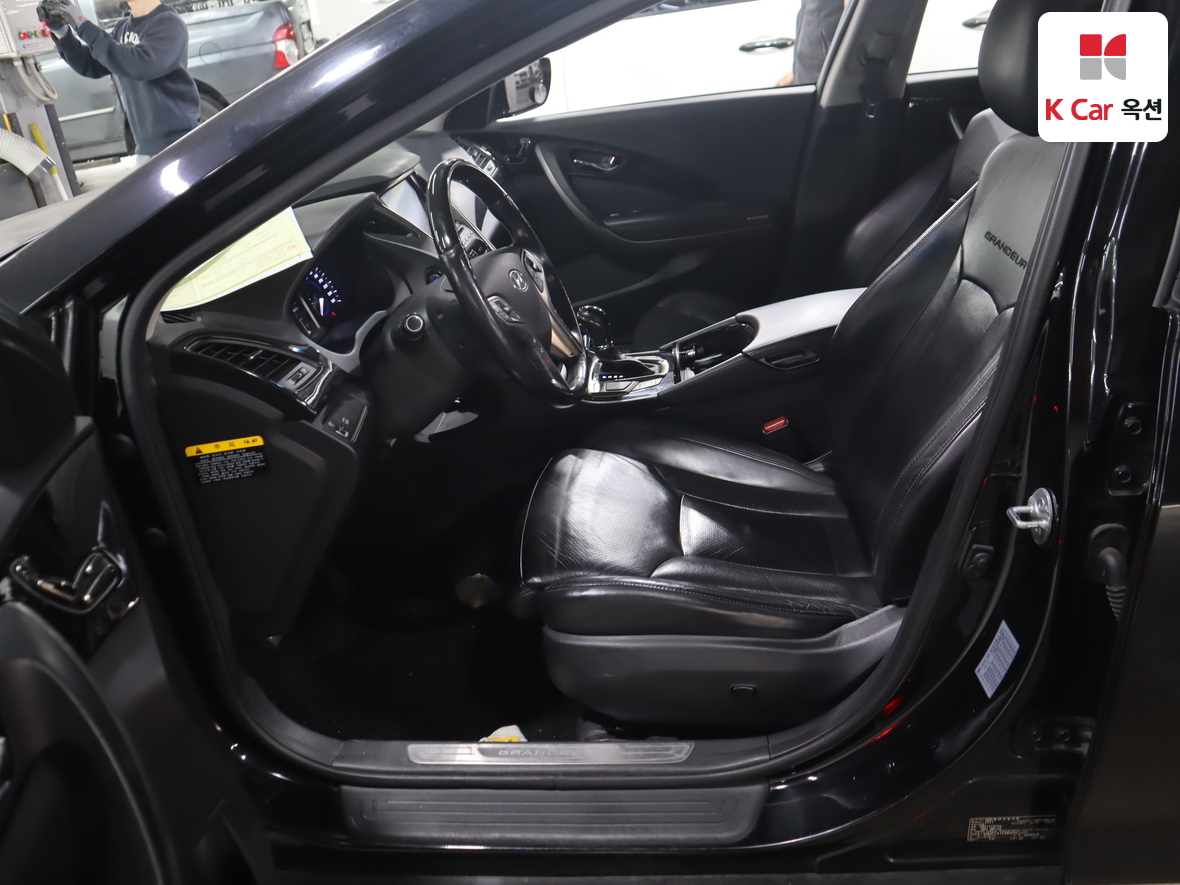 هيونداي أزيرا 2011 - صورة 19