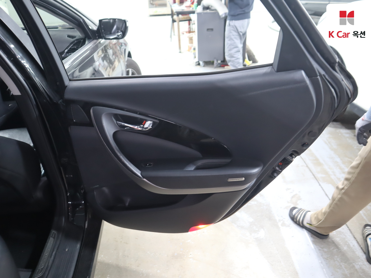 هيونداي أزيرا 2011 - صورة 28