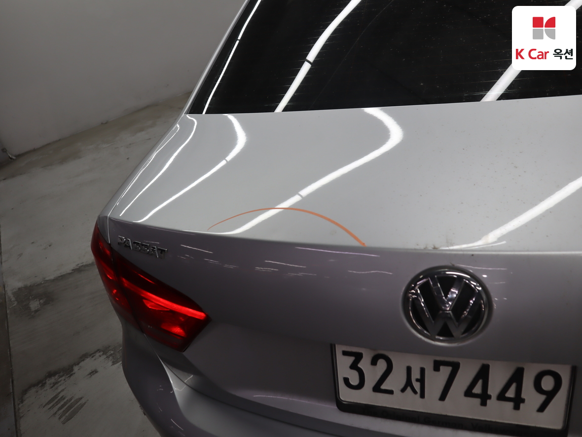Volkswagen Passat - 47