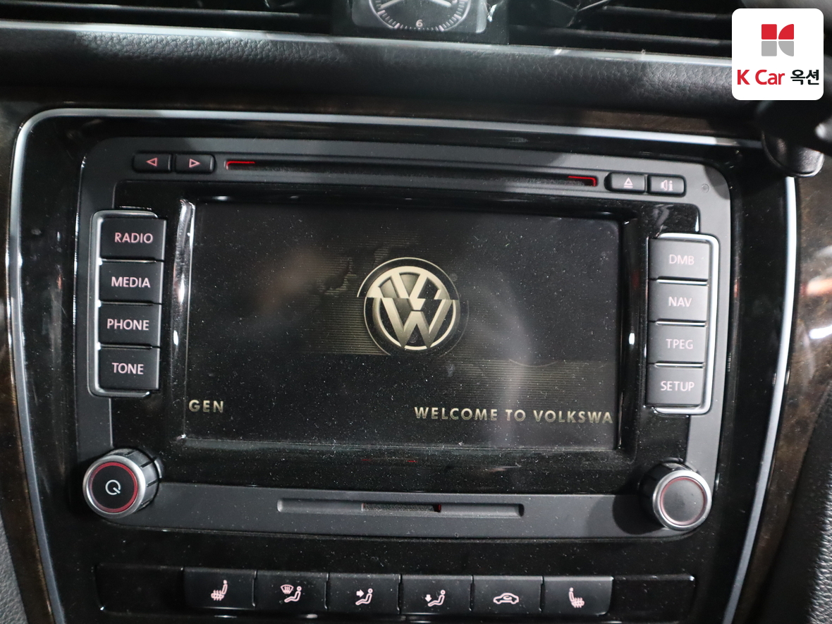 Volkswagen Passat - 15