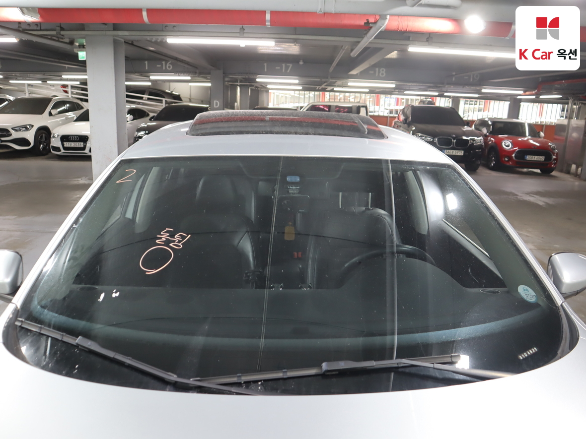 Volkswagen Passat - 36
