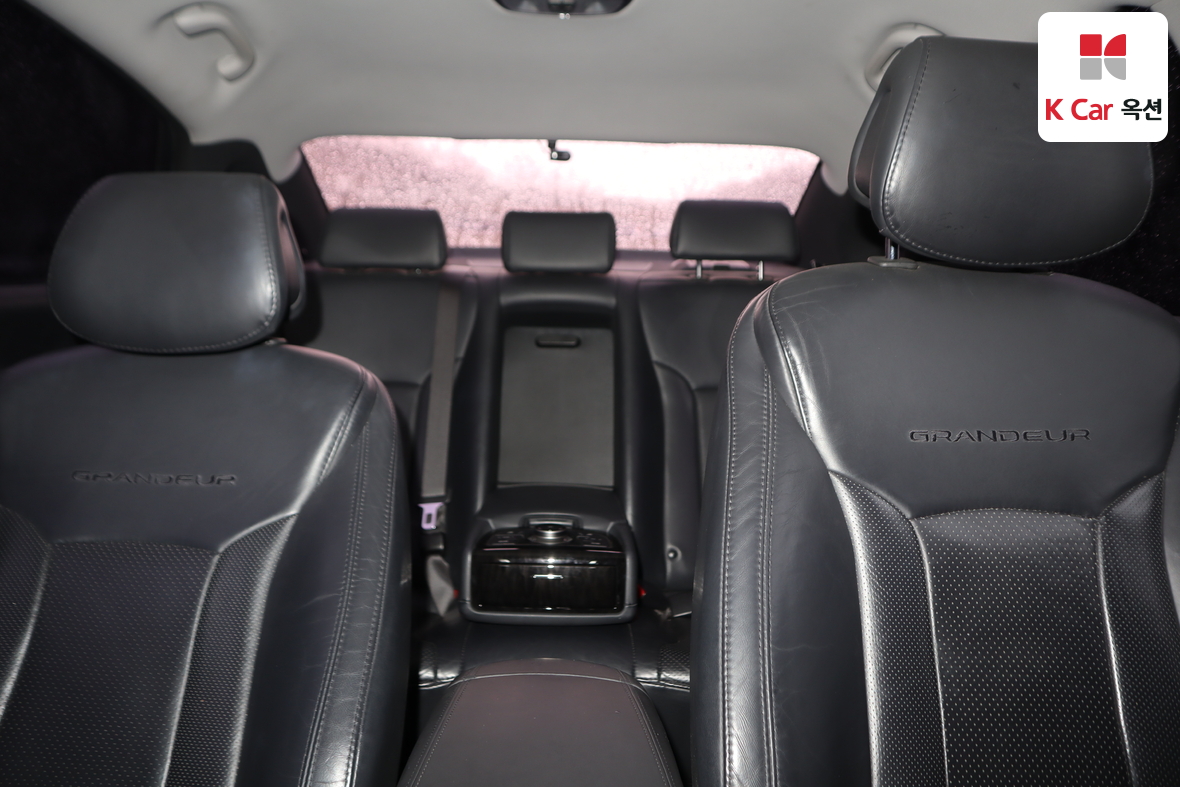 Hyundai AZERA 2014 - Image 17