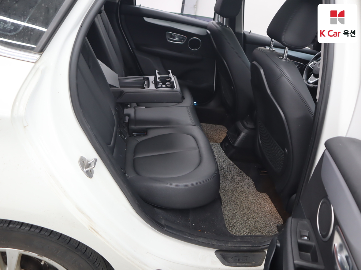 BMW 2 Series - 33