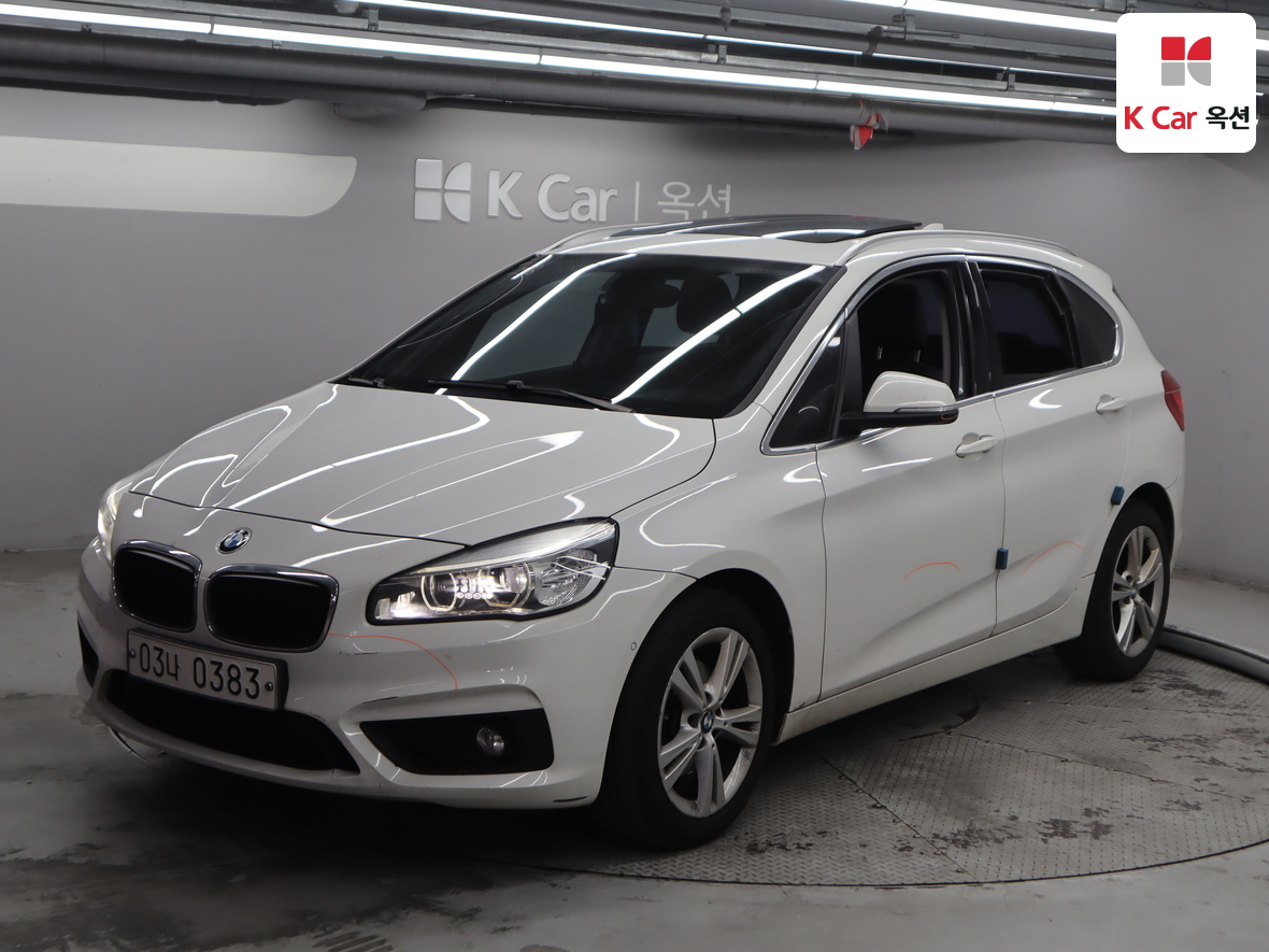 BMW 2 Series - 1