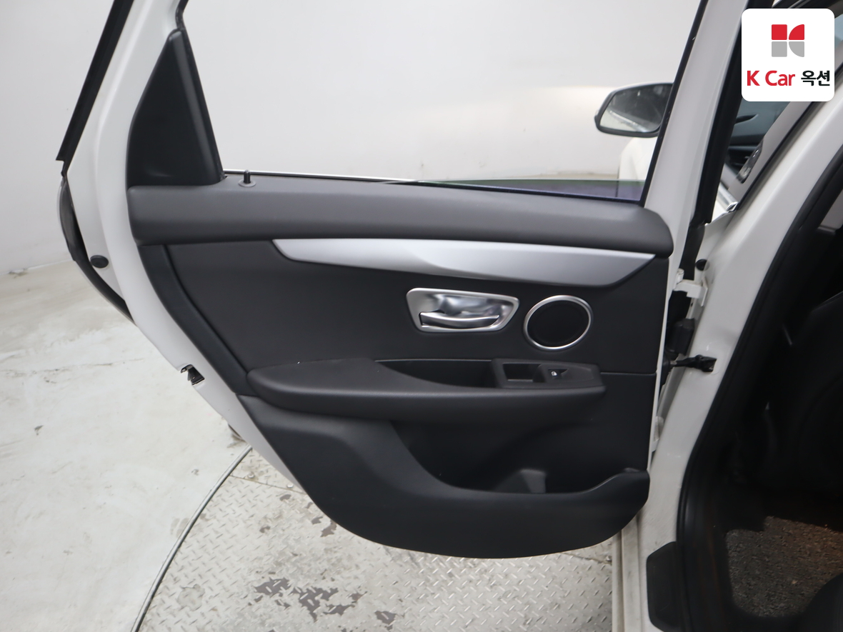 BMW 2 Series - 25