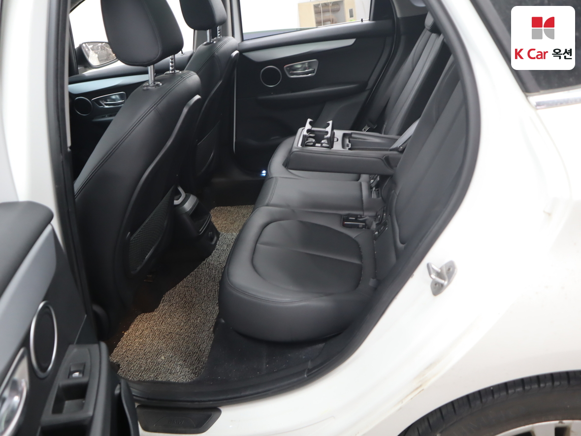 BMW 2 Series - 26