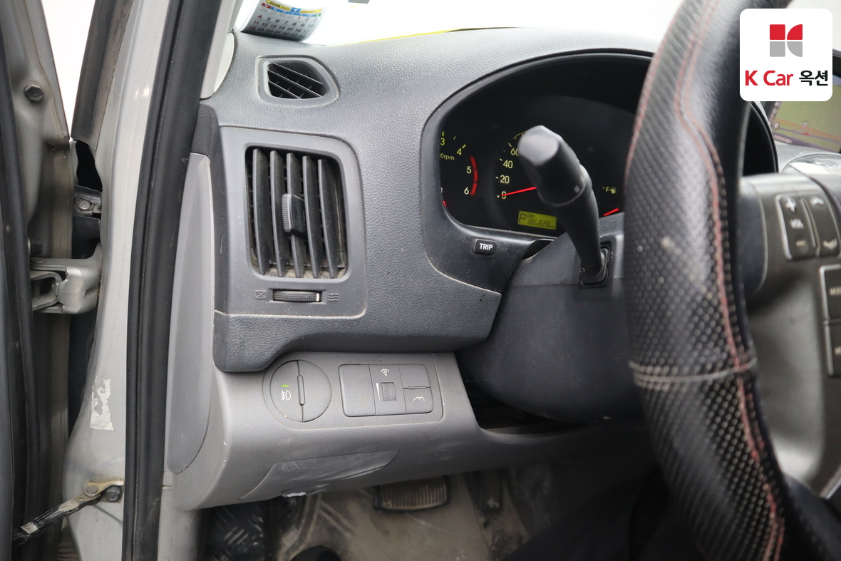 Hyundai Grand Starex 2014 - Image 9