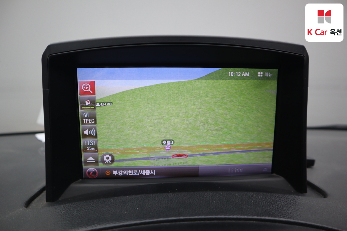 Hyundai Grand Starex 2014 - Image 13