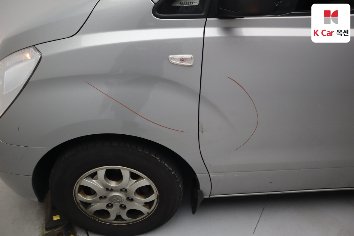 Hyundai Grand Starex 2014 - Image 39