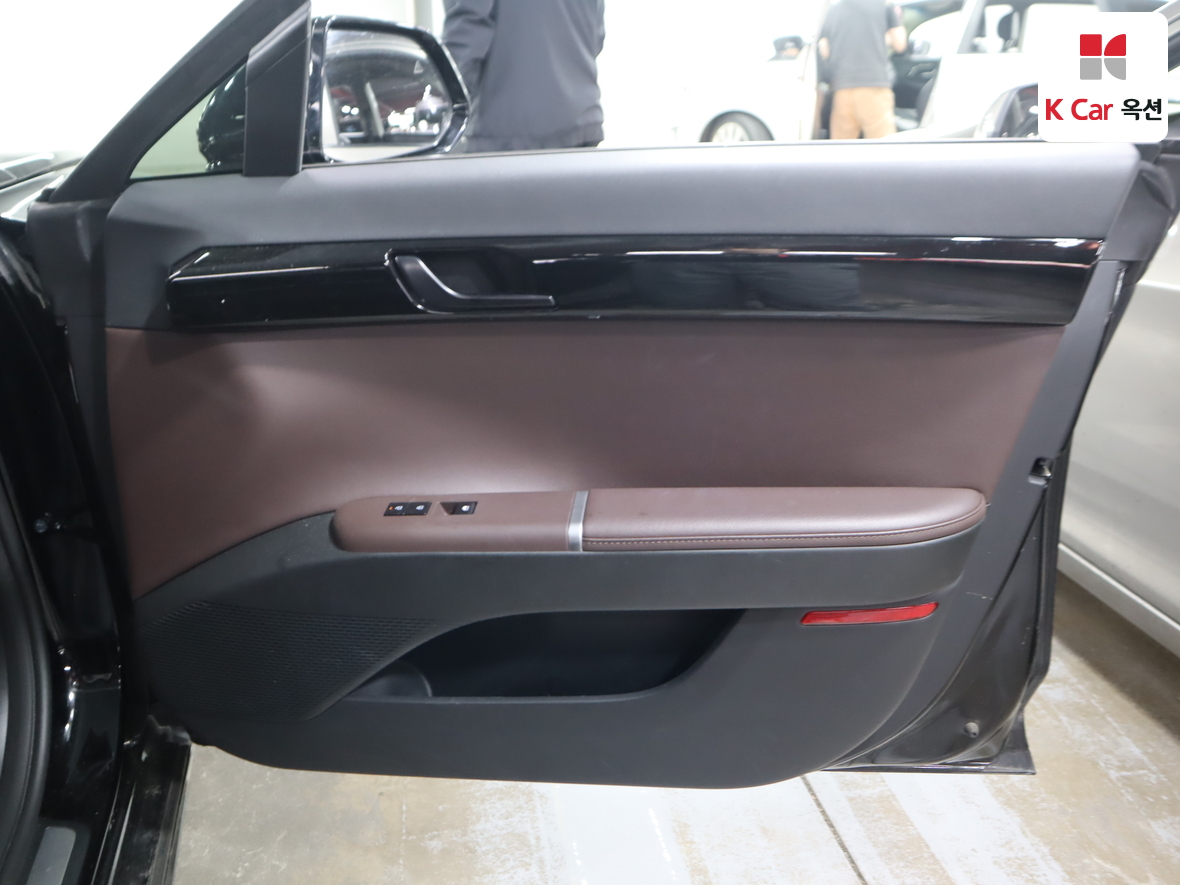 Hyundai Grandeur - 31