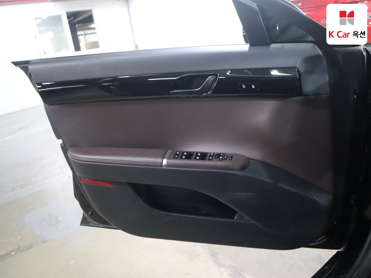 Hyundai Grandeur - 8