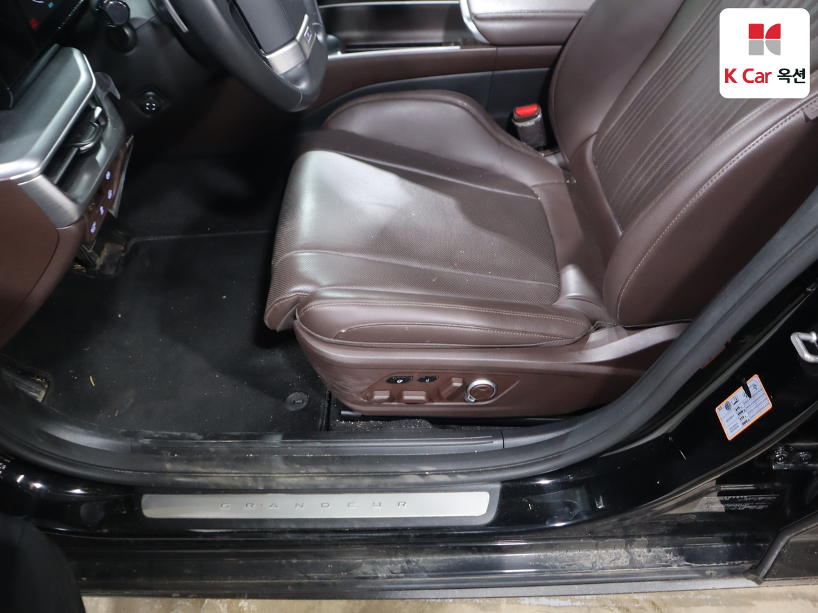 Hyundai Grandeur - 19