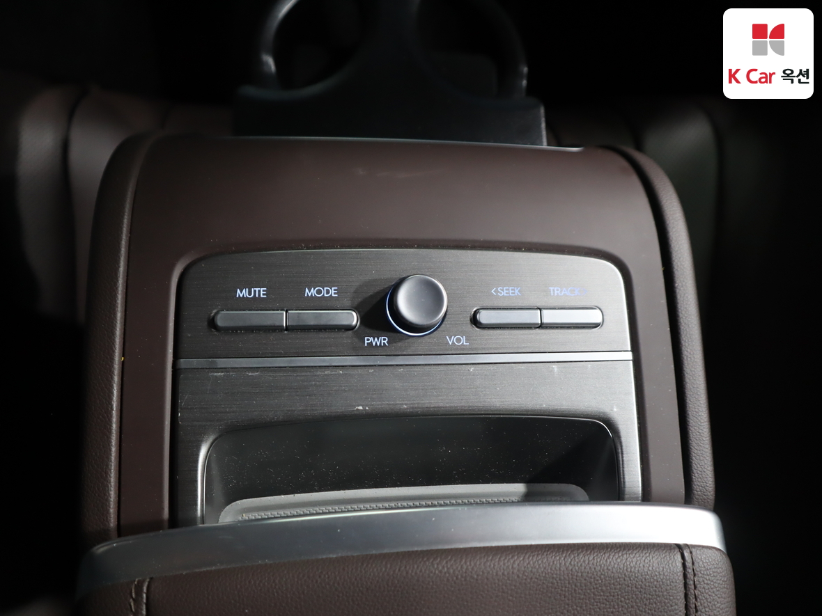 Hyundai Grandeur - 25