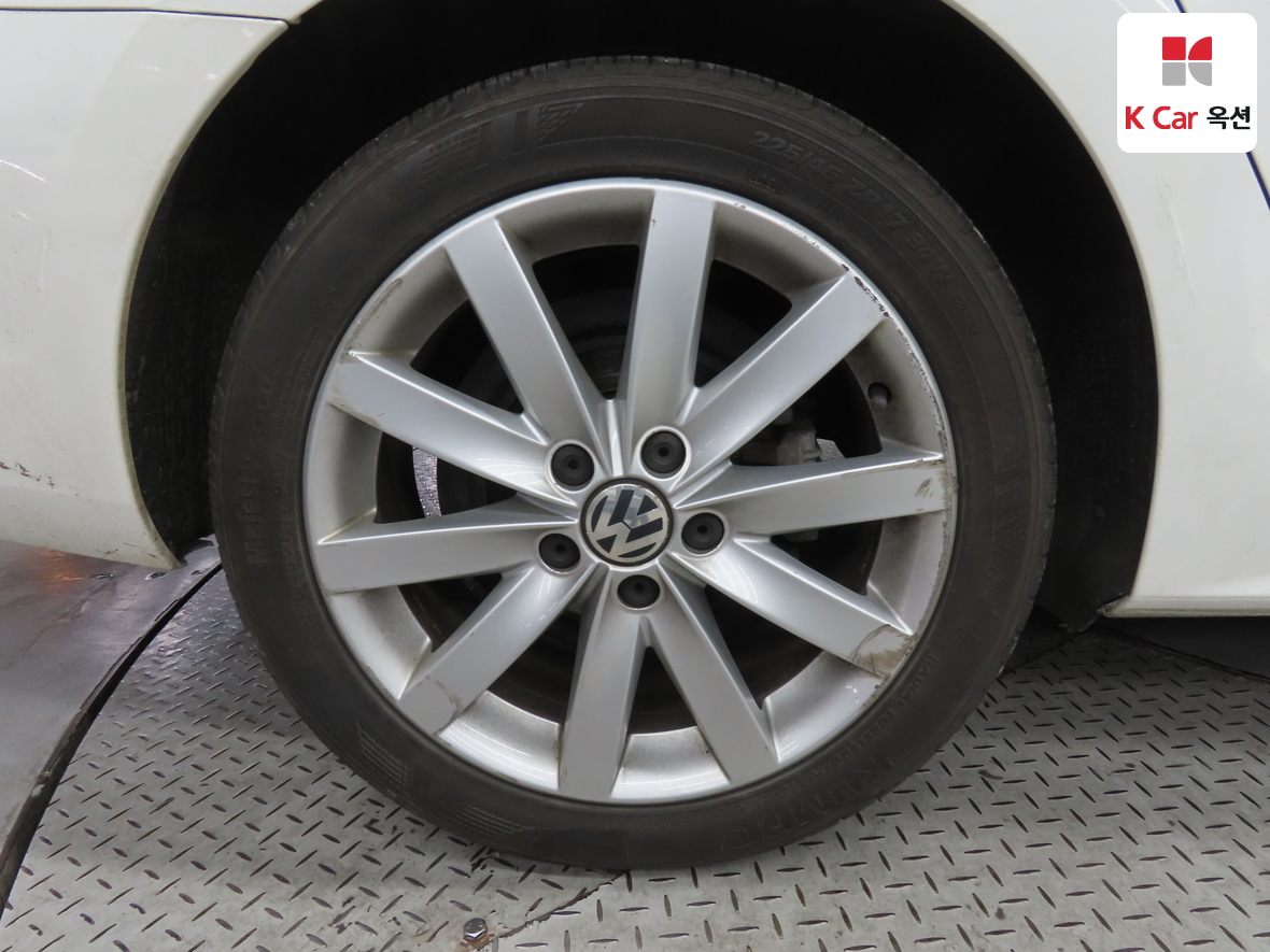 Volkswagen Jetta - 43
