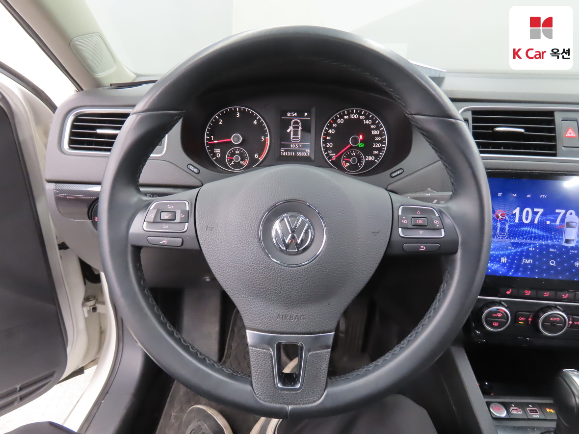 Volkswagen Jetta - 10