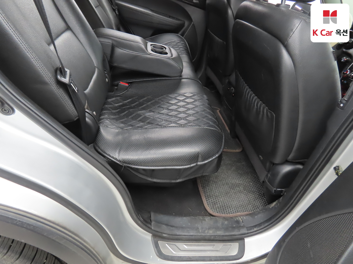 كيا سورينتو 2011 - صورة 32