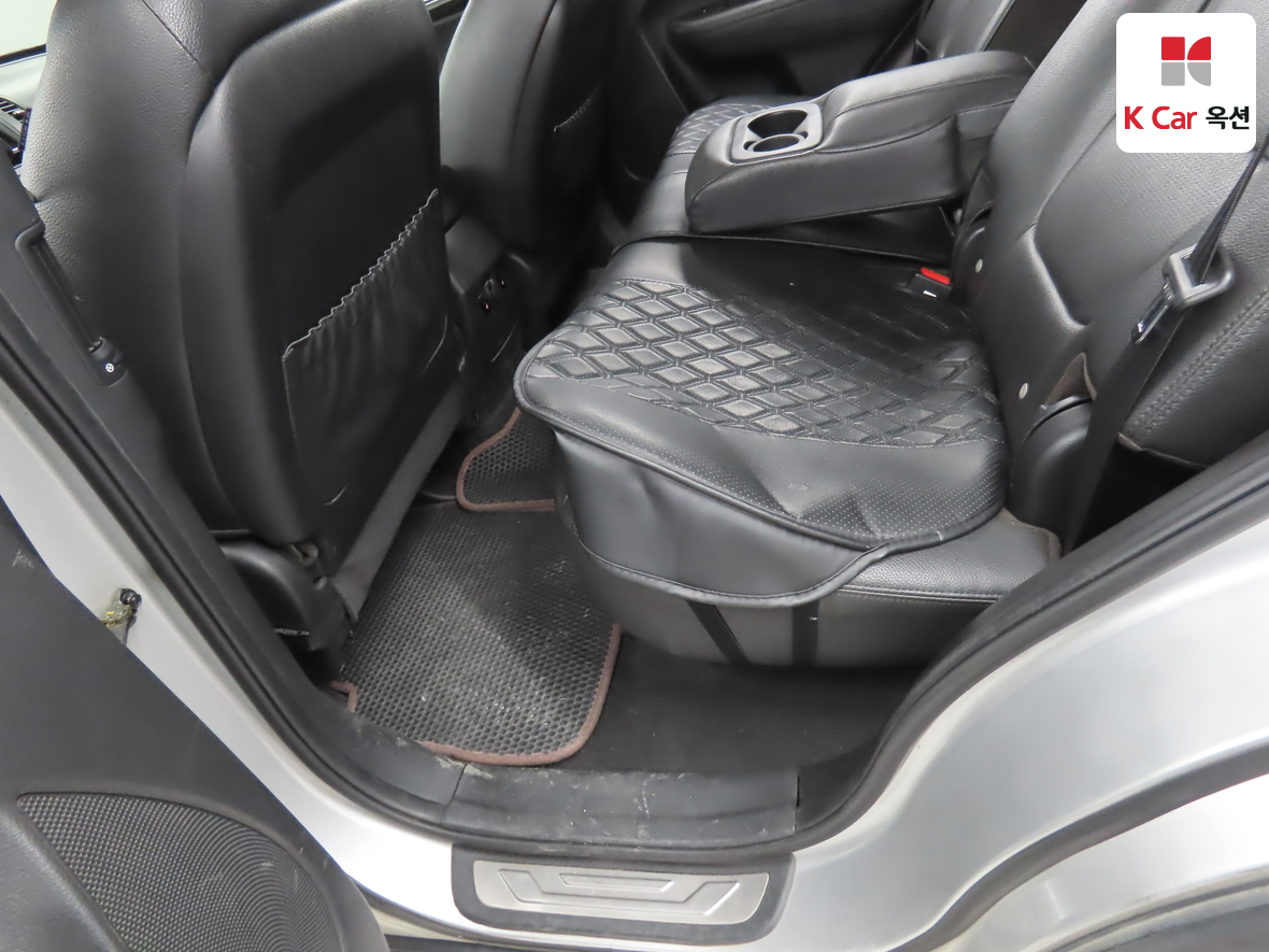 كيا سورينتو 2011 - صورة 26