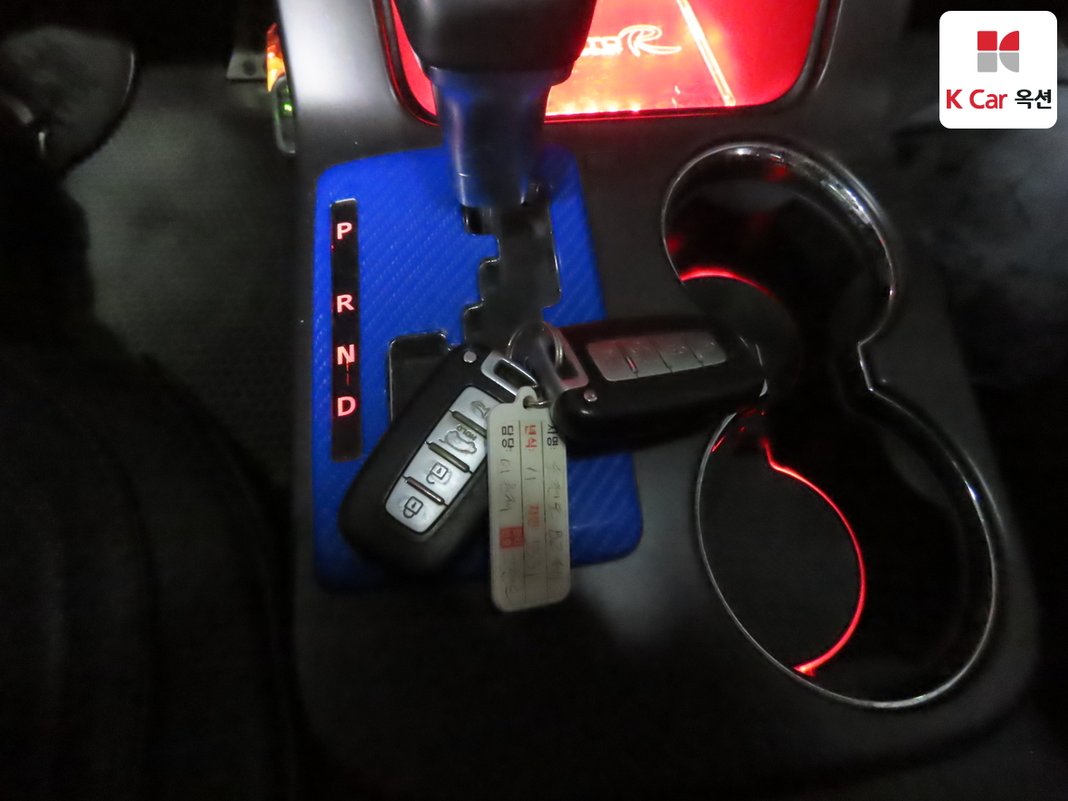 كيا سورينتو 2011 - صورة 17