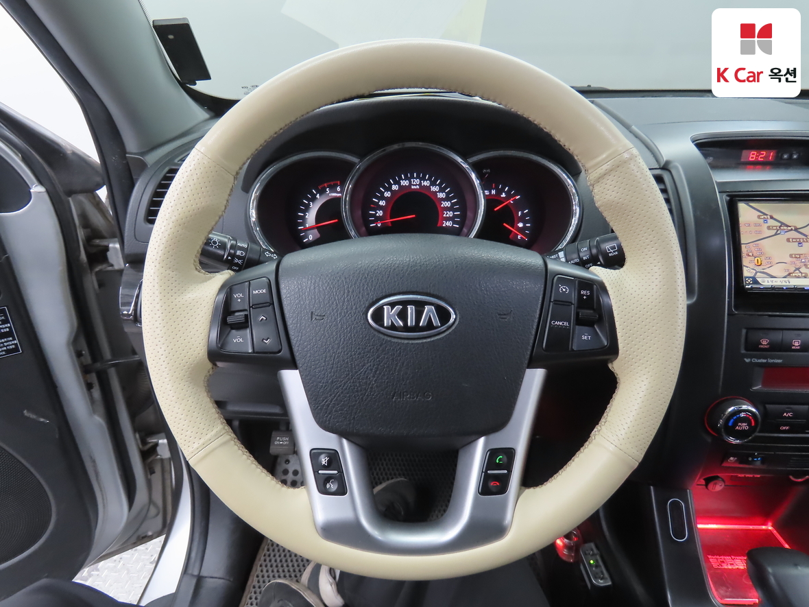 كيا سورينتو 2011 - صورة 10