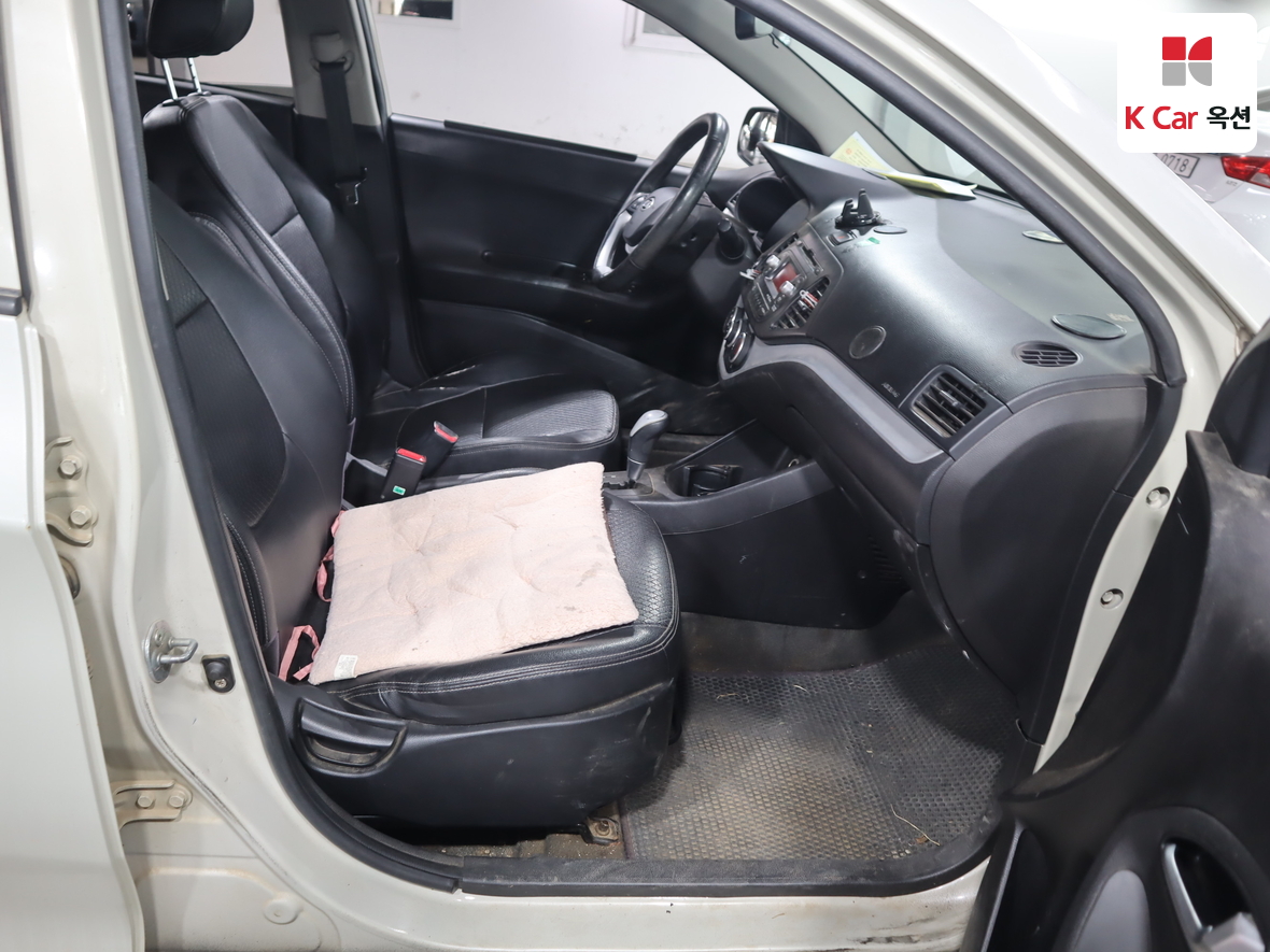 كيا مورنينج 2012 - صورة 31