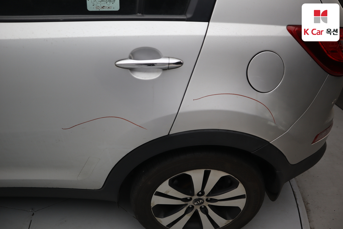 Kia Sportage 2012 - Image 42