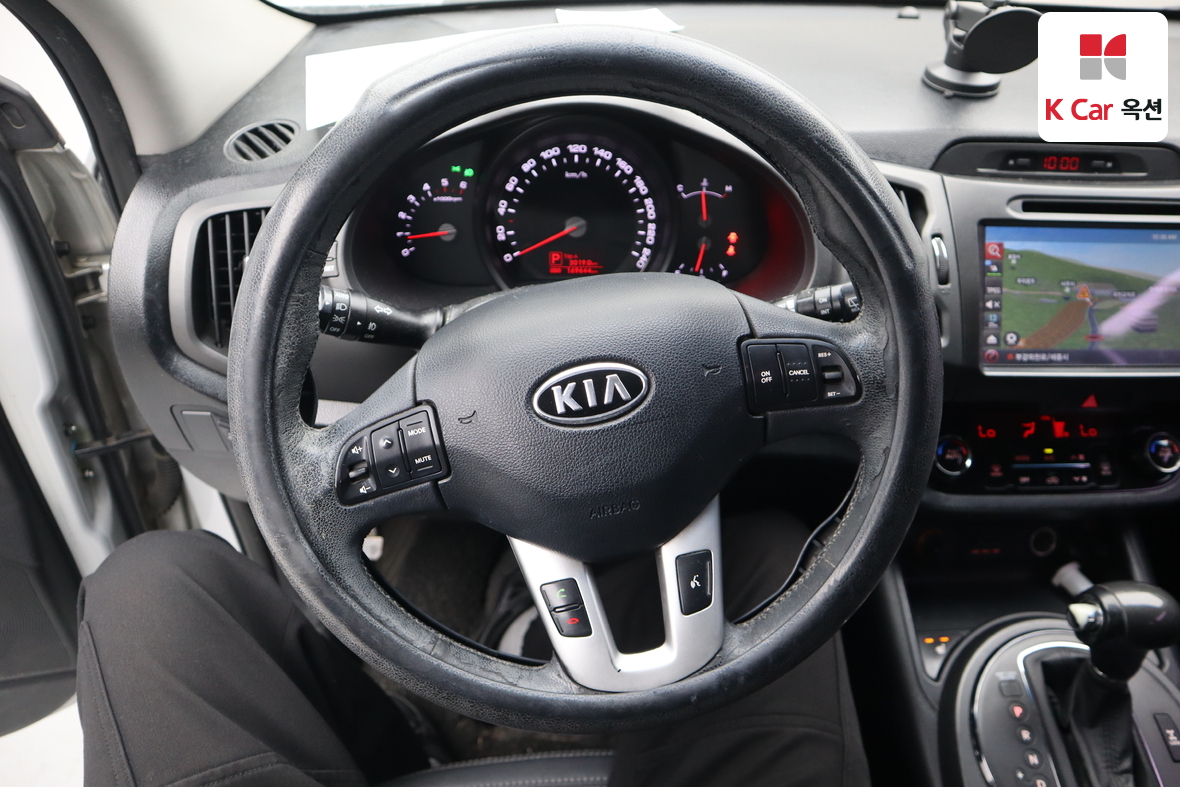 Kia Sportage 2012 - Image 10