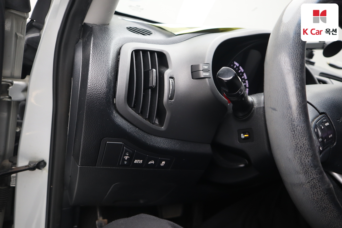 Kia Sportage 2012 - Image 9