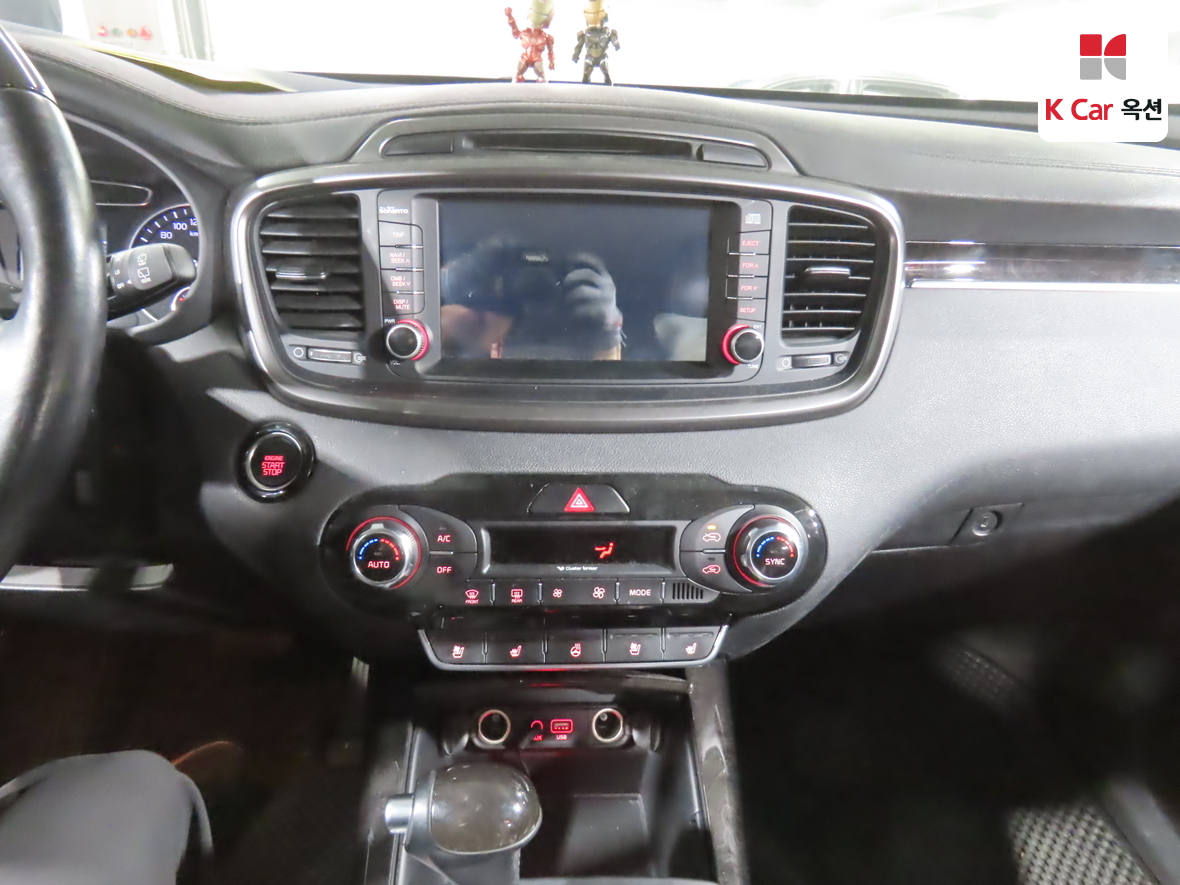 كيا سورينتو 2015 - صورة 6