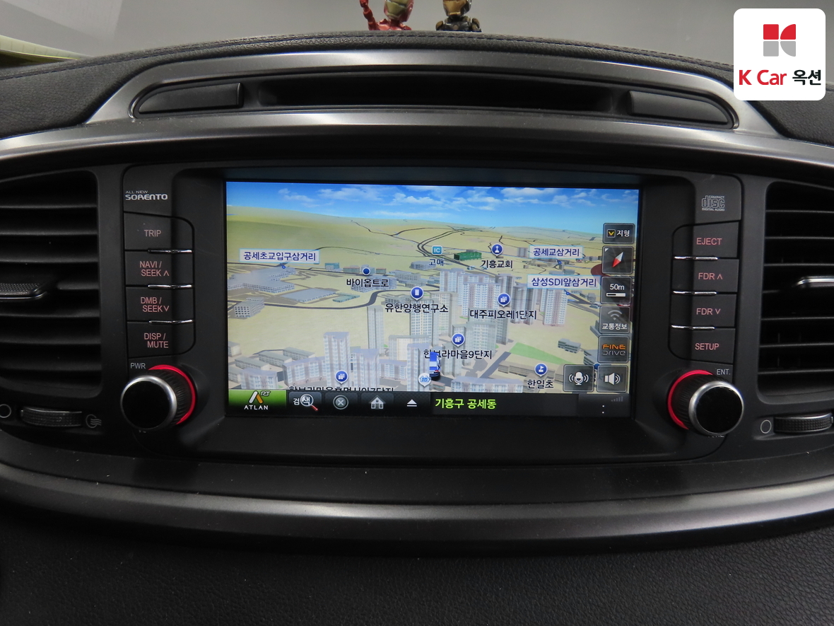 كيا سورينتو 2015 - صورة 14