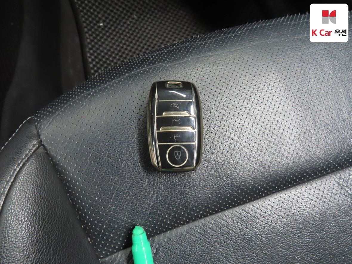 كيا سورينتو 2015 - صورة 17