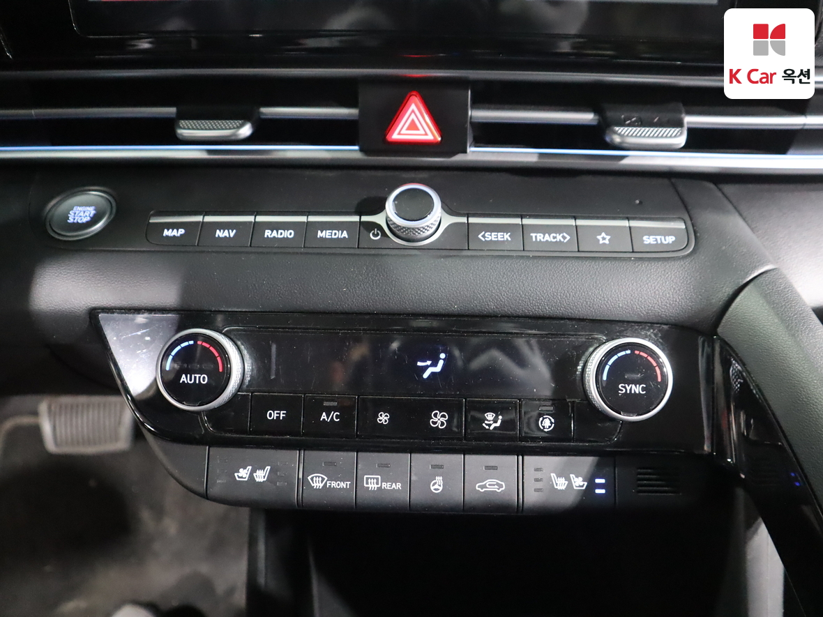 Hyundai Elantra 2024 - Image 15