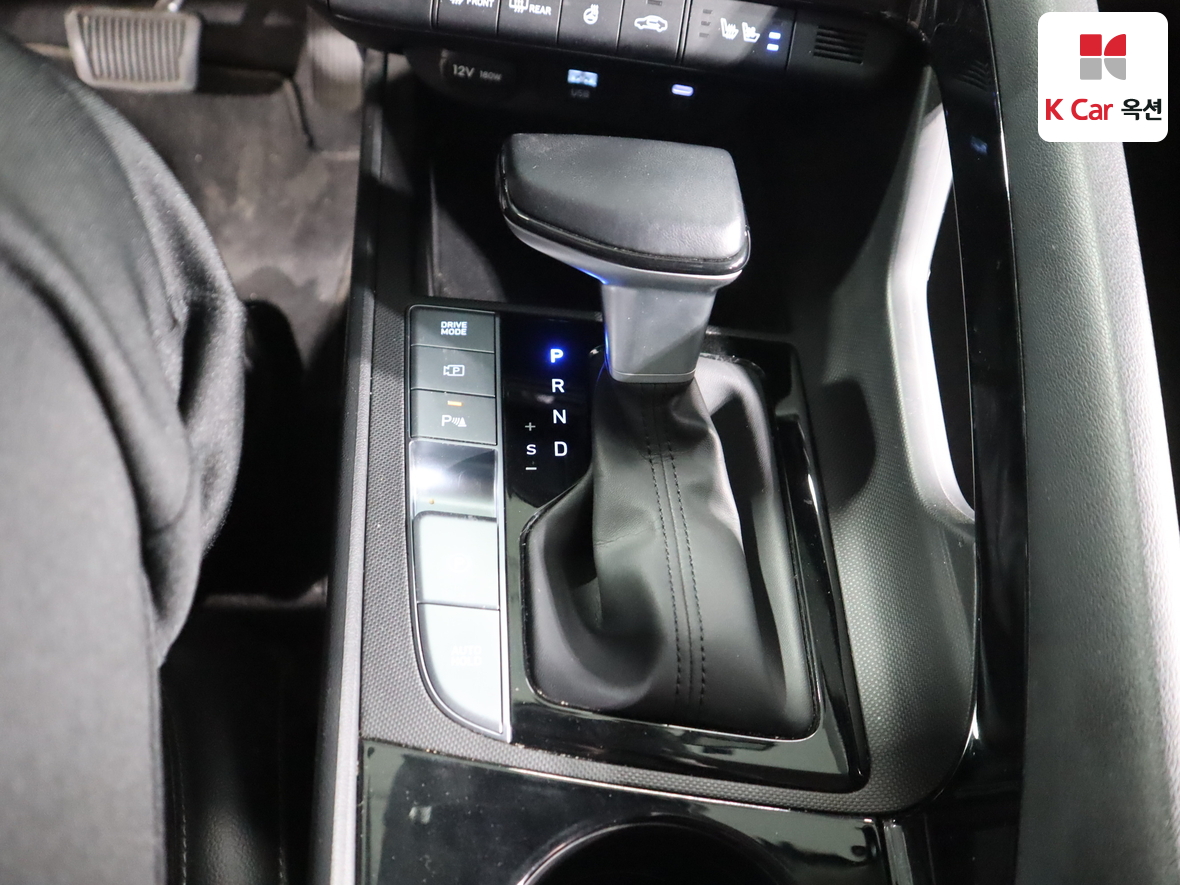 Hyundai Elantra 2024 - Image 16