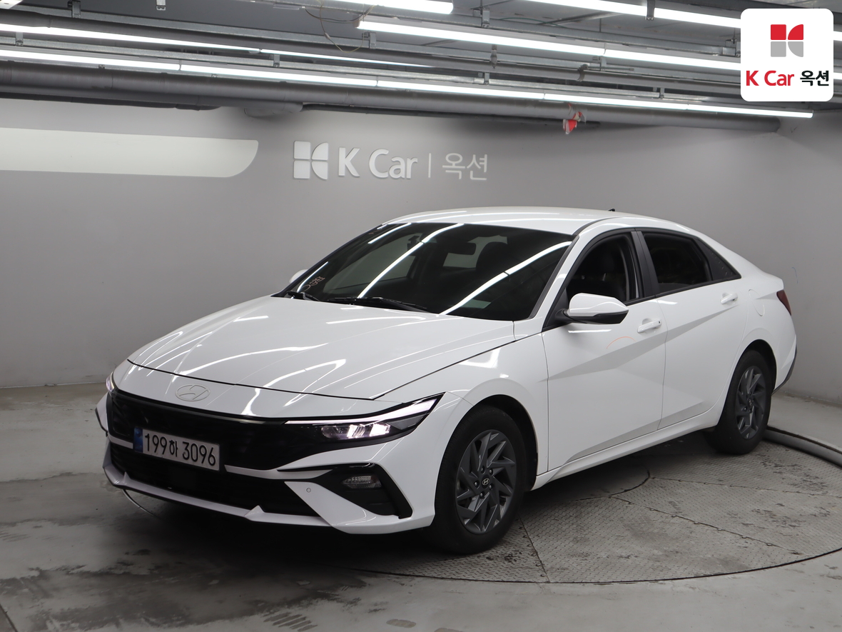 Hyundai Elantra 2024 - Image 1