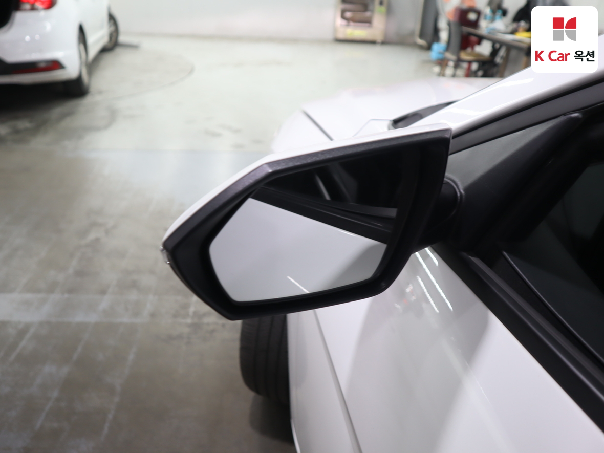 Hyundai Elantra 2024 - Image 21