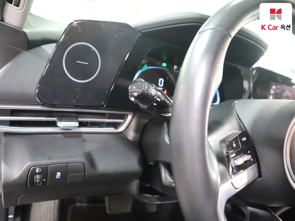 Hyundai Elantra 2024 - Image 9